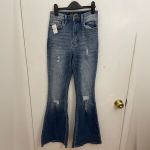 Vintage Modern High Rise Flare Lee Jeans